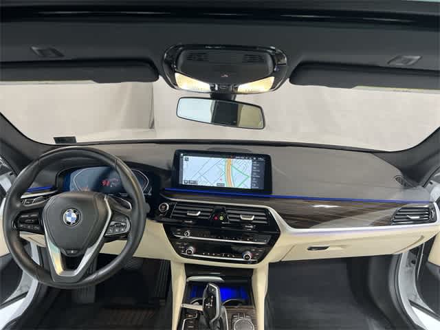 Thumbnail: 2023 BMW 5 Series - 20