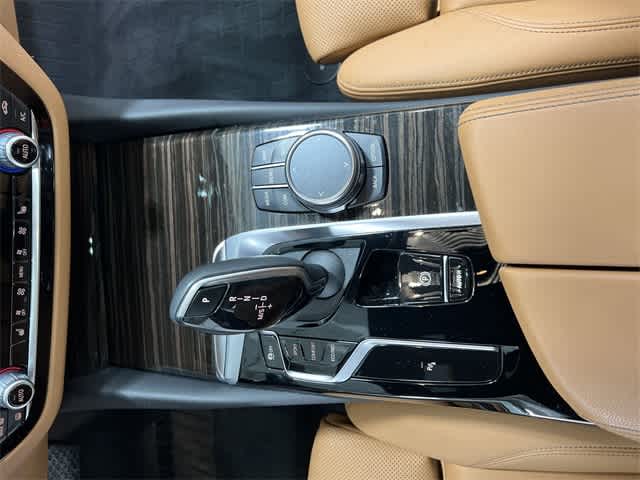 Thumbnail: 2023 BMW 5 Series - 30