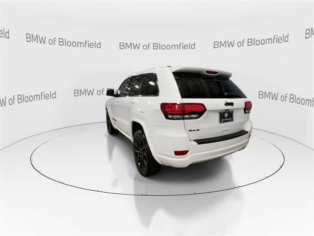 Thumbnail: 2017 Jeep Grand Cherokee - 6