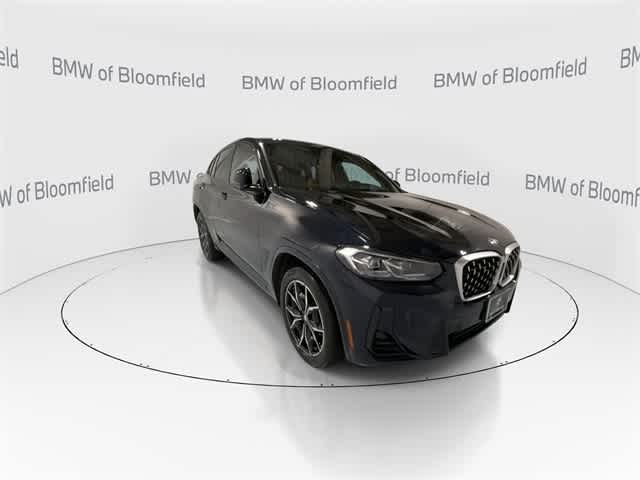 Thumbnail: 2023 BMW X4 - 2