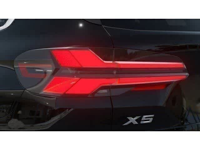 Thumbnail: 2026 BMW X5 - 8