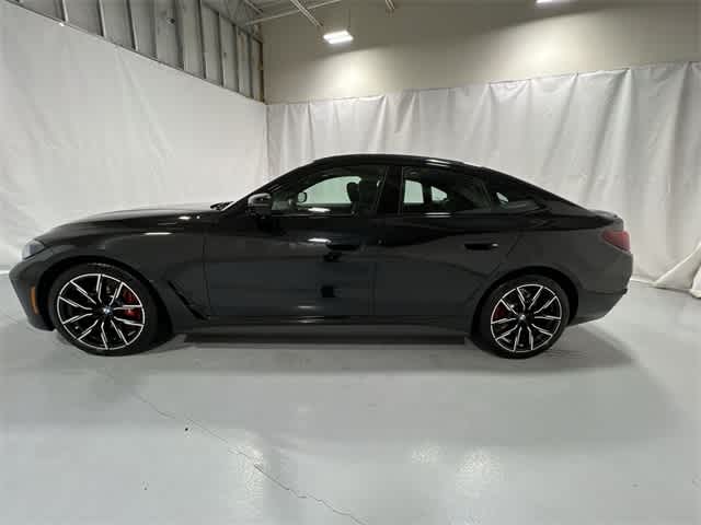 Thumbnail: 2025 BMW i4 - 11