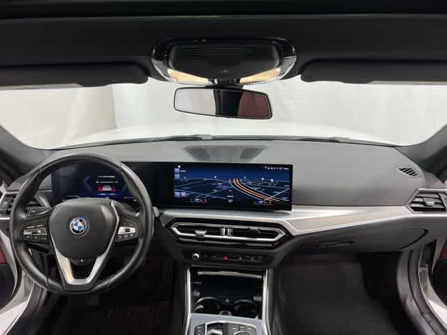 Thumbnail: 2023 BMW i4 - 20