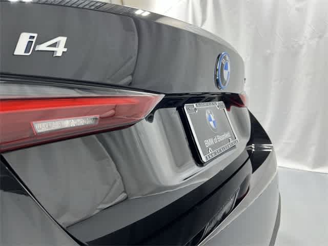 Thumbnail: 2025 BMW i4 - 17