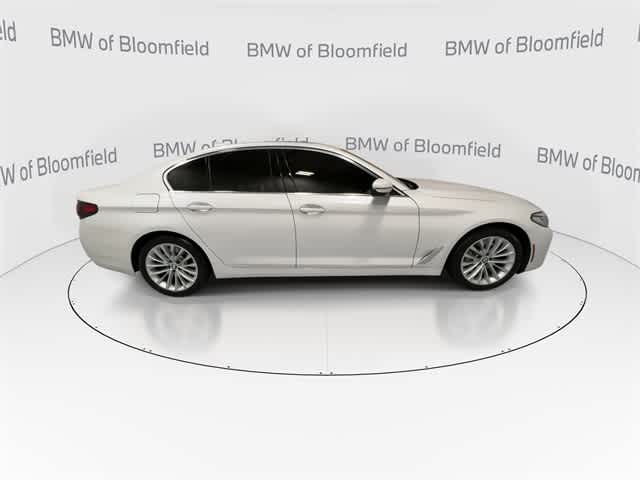 Thumbnail: 2023 BMW 5 Series - 9