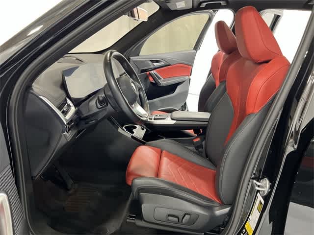 Thumbnail: 2023 BMW X1 - 10