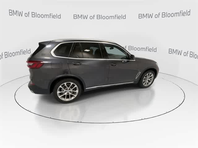 Thumbnail: 2022 BMW X5 - 8