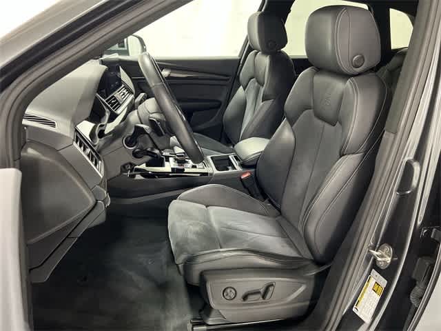 Thumbnail: 2022 Audi SQ5 - 21