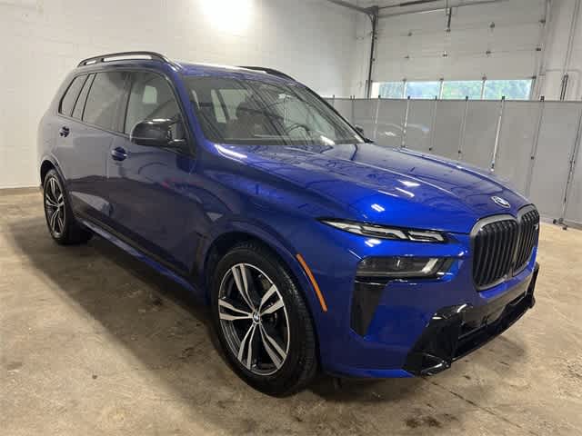 Thumbnail: 2025 BMW X7 - 15