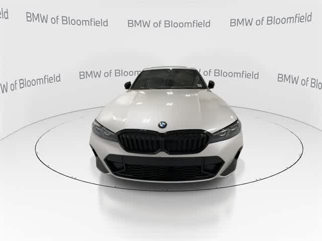 Thumbnail: 2023 BMW 3 Series - 3