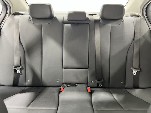 Thumbnail: 2017 BMW 3 Series - 22