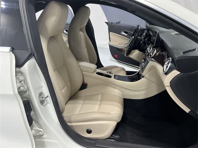 Thumbnail: 2014 Mercedes-Benz CLA - 25