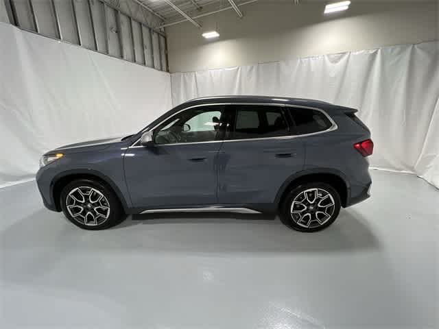Thumbnail: 2023 BMW X1 - 11