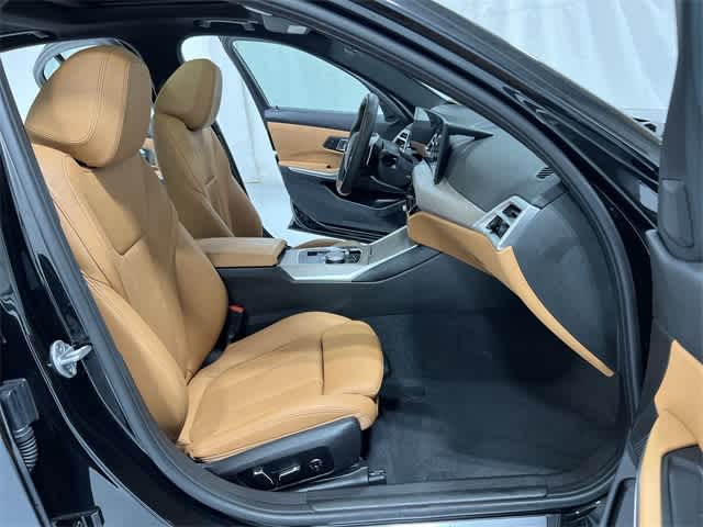 Thumbnail: 2025 BMW 3 Series - 26