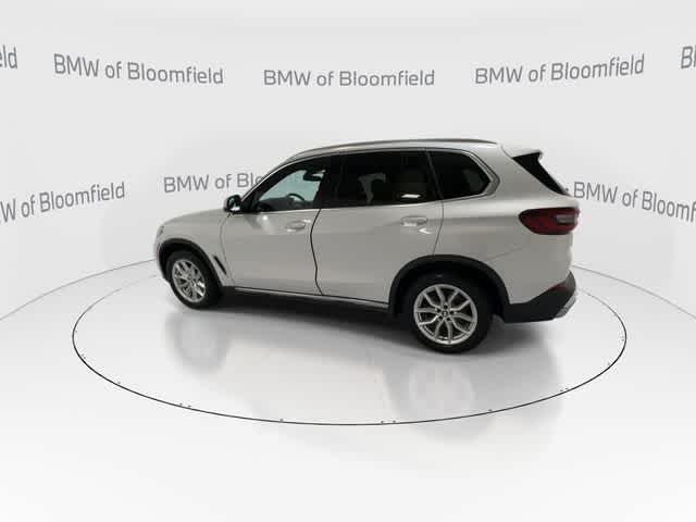 Thumbnail: 2023 BMW X5 - 5