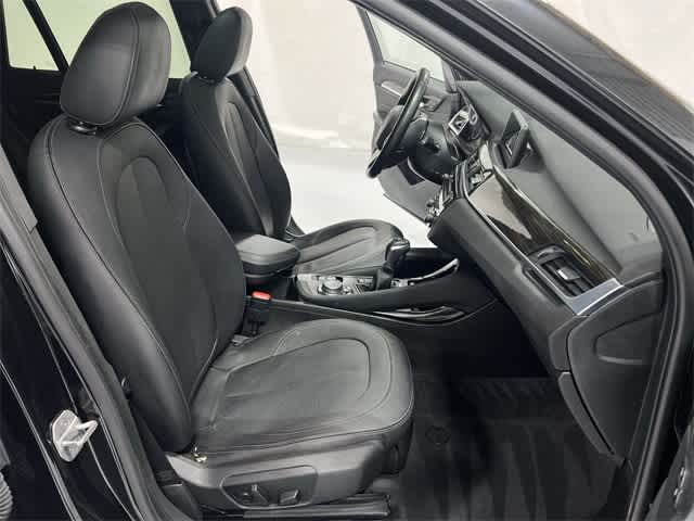 Thumbnail: 2016 BMW X1 - 26