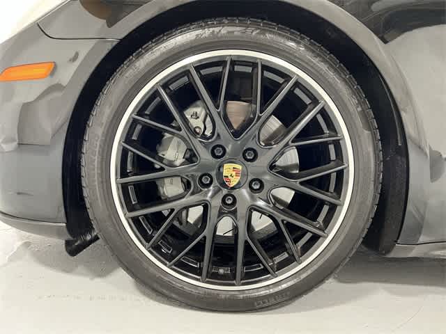 Thumbnail: 2018 Porsche Panamera - 18