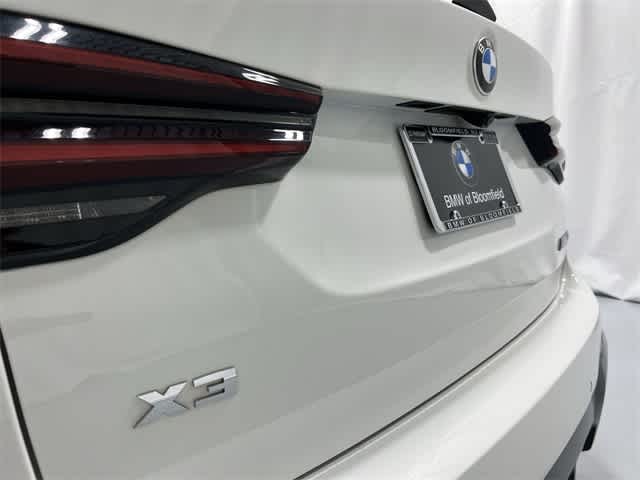 Thumbnail: 2023 BMW X3 - 17