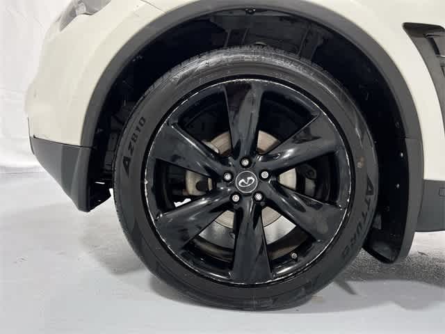 Thumbnail: 2016 INFINITI QX70 - 18