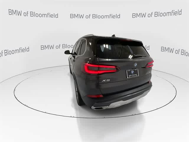 Thumbnail: 2022 BMW X5 - 6