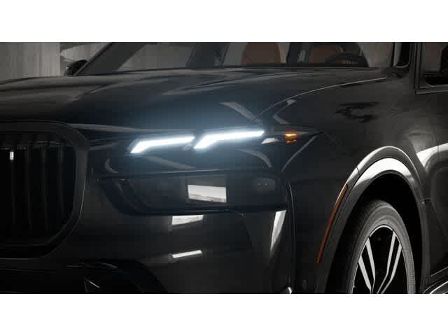 Thumbnail: 2026 BMW X7 - 6