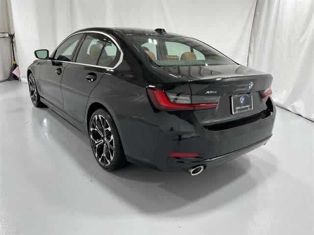 Thumbnail: 2025 BMW 3 Series - 12