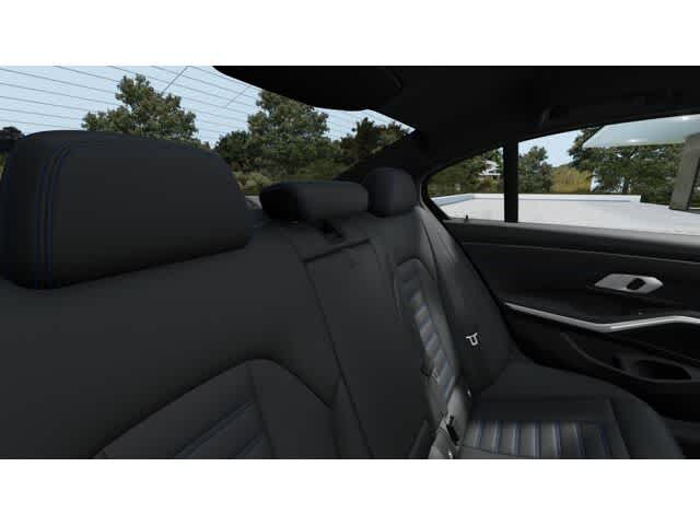 Thumbnail: 2026 BMW 3 Series - 12