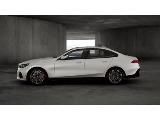 Thumbnail: 2026 BMW 5 Series - 4