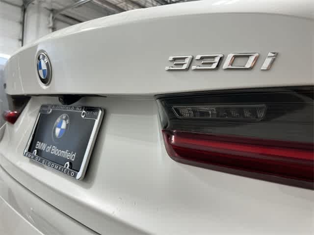 Thumbnail: 2025 BMW 3 Series - 18