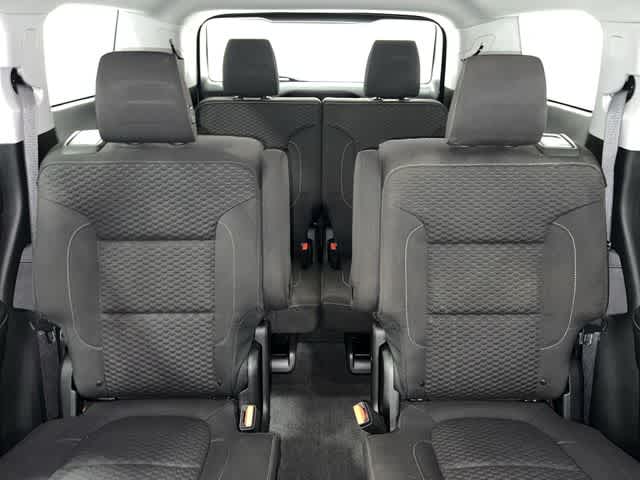 Thumbnail: 2017 GMC Acadia - 22