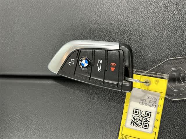 Thumbnail: 2023 BMW 5 Series - 33