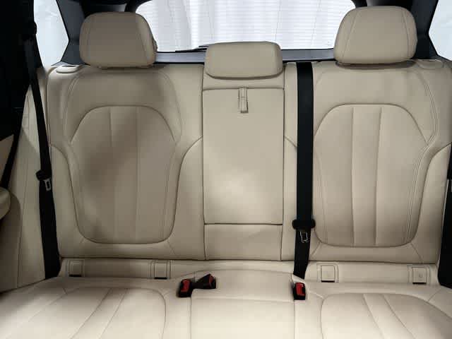 Thumbnail: 2022 BMW X5 - 22