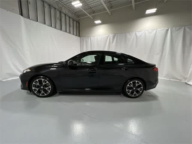 Thumbnail: 2025 BMW 2 Series - 11