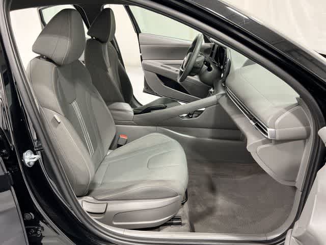 Thumbnail: 2023 Hyundai Elantra - 25