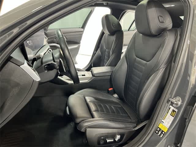 Thumbnail: 2023 BMW 3 Series - 21