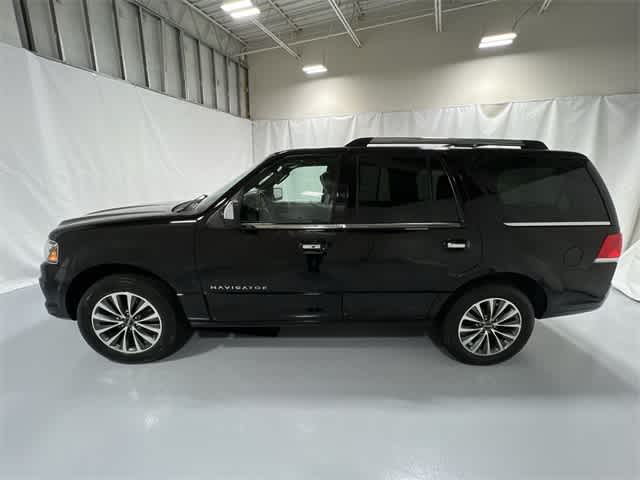 Thumbnail: 2016 Lincoln Navigator - 11