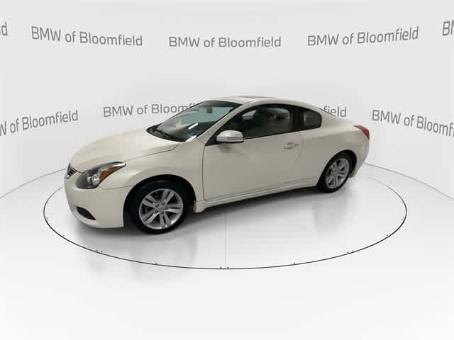 Thumbnail: 2010 Nissan Altima - 4