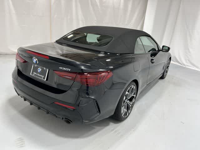 Thumbnail: 2026 BMW 4 Series - 14
