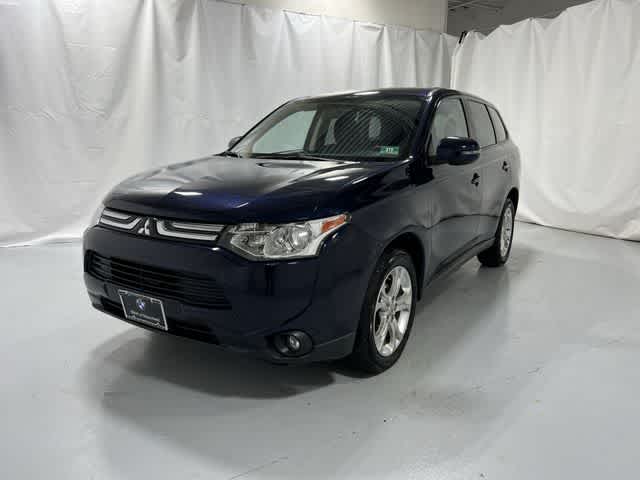 2014 Mitsubishi Outlander SE -
                  Bloomfield, NJ