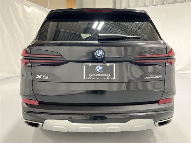 Thumbnail: 2026 BMW X5 - 13