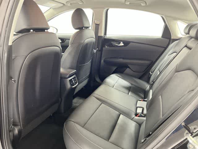 Thumbnail: 2019 Kia Forte - 23