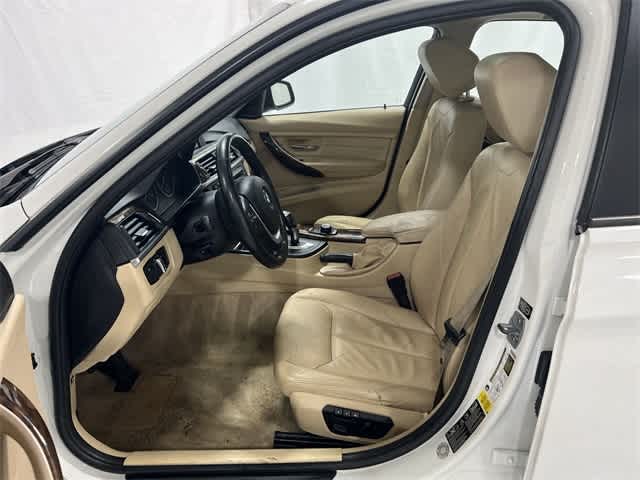 Thumbnail: 2014 BMW 3 Series - 10