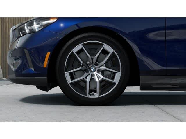 Thumbnail: 2026 BMW i5 - 7