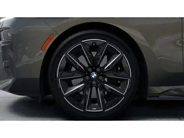Thumbnail: 2026 BMW i7 - 7