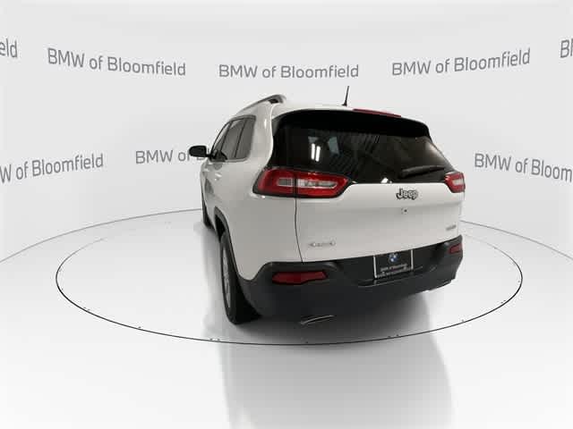 Thumbnail: 2017 Jeep Cherokee - 6
