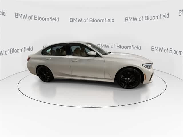 Thumbnail: 2022 BMW 3 Series - 9