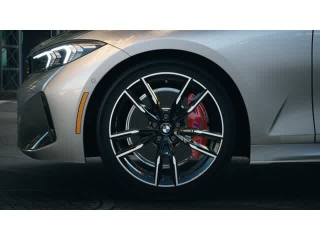 Thumbnail: 2025 BMW 3 Series - 7