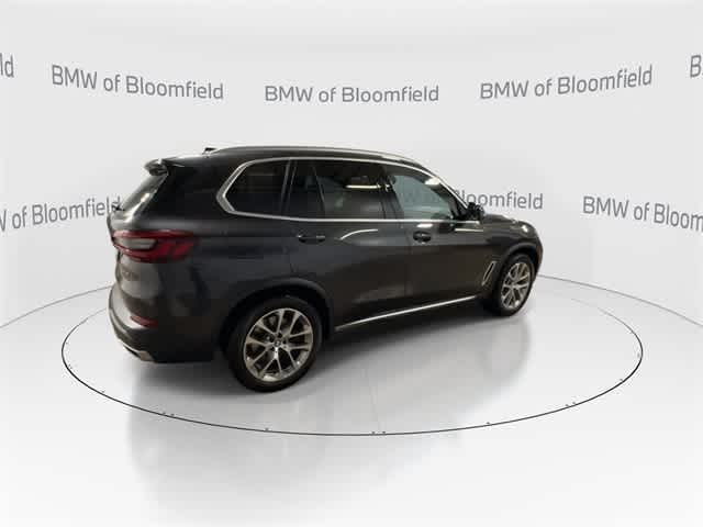 Thumbnail: 2022 BMW X5 - 8