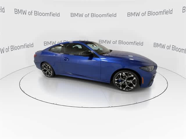 Thumbnail: 2025 BMW 4 Series - 9