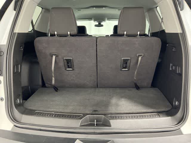 Thumbnail: 2017 GMC Acadia - 31